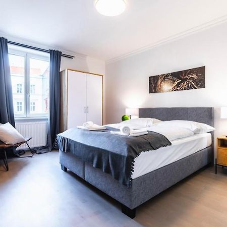 Experience Central Vienna From A Stylish And Modern Apartment المظهر الخارجي الصورة