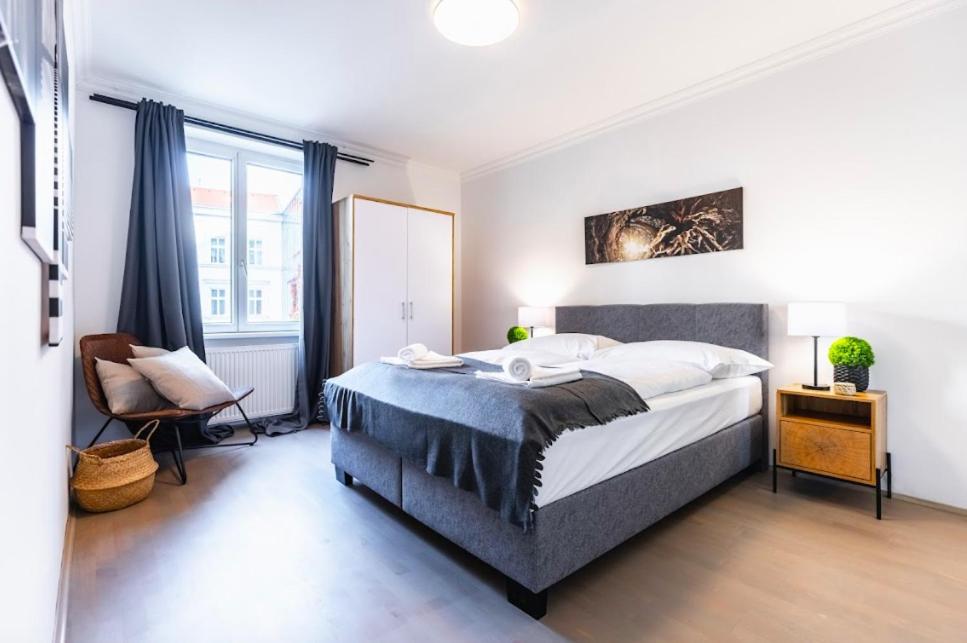Experience Central Vienna From A Stylish And Modern Apartment المظهر الخارجي الصورة